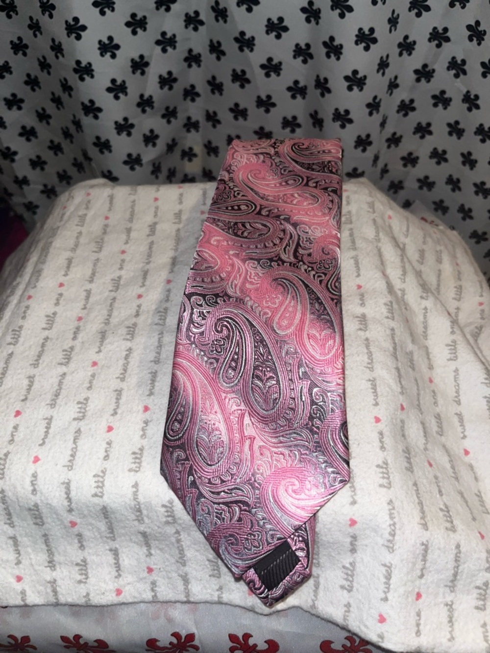 Barry wang Men's Pink Paisley Silk Tie - Brand Unspecified